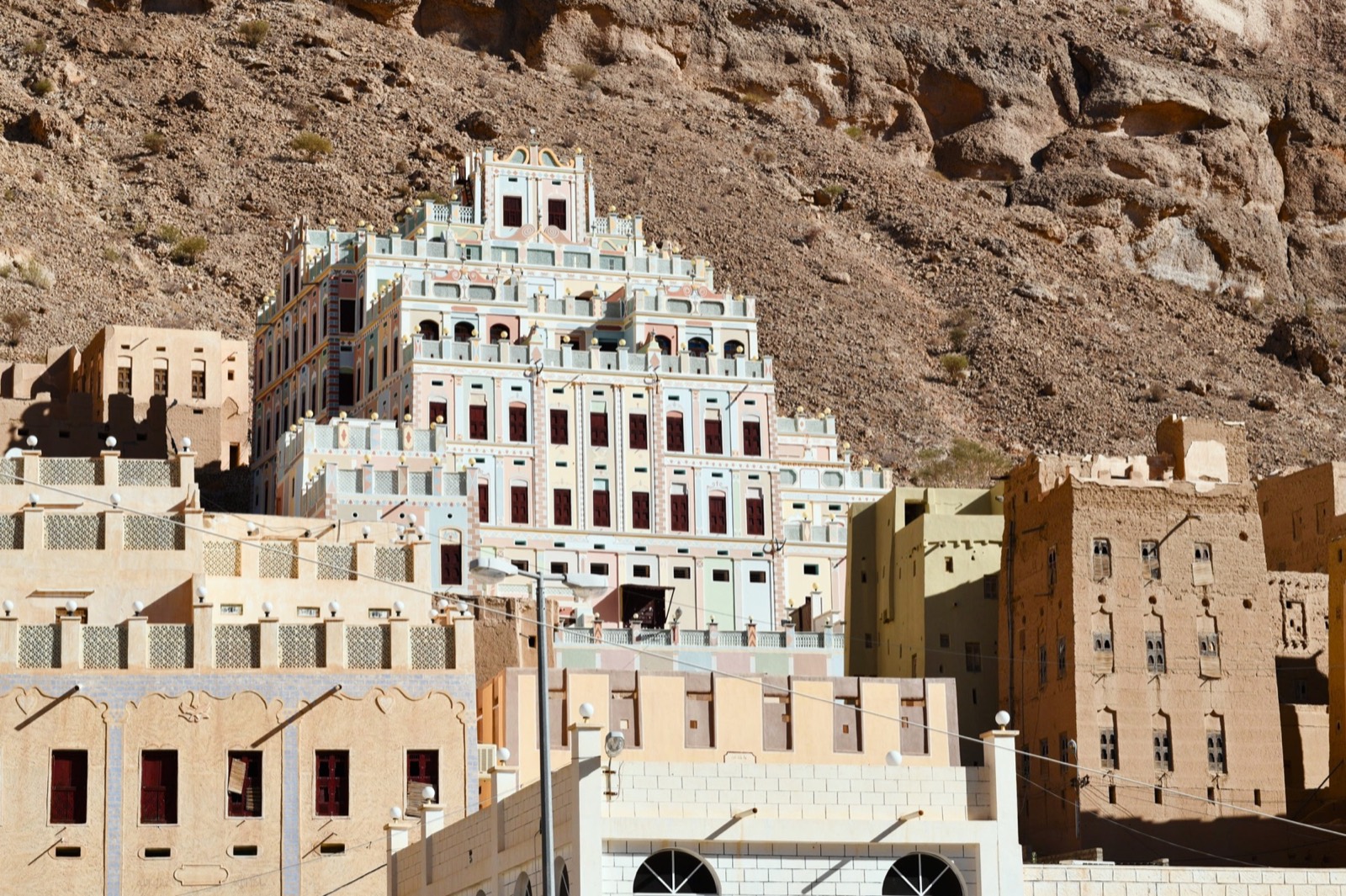 Wadi Doan · Seif · Shibam